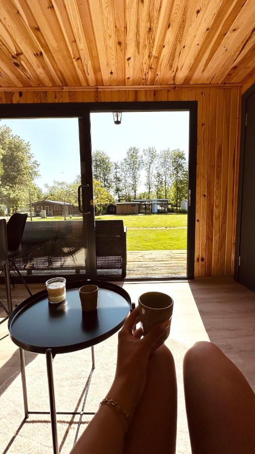 Luxe Tiny House Bij Het Leekstermeer Matsloot Eksteriør billede