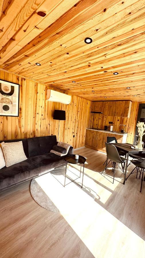 Luxe Tiny House Bij Het Leekstermeer Matsloot Eksteriør billede